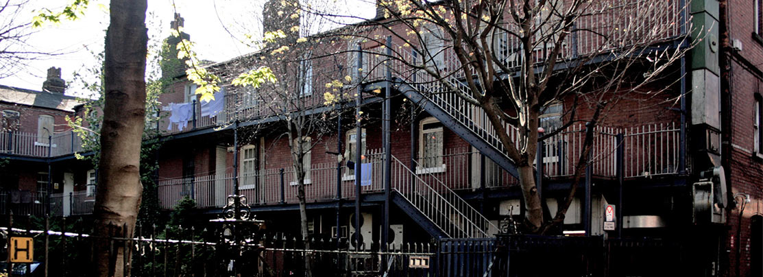 Crampton Court
